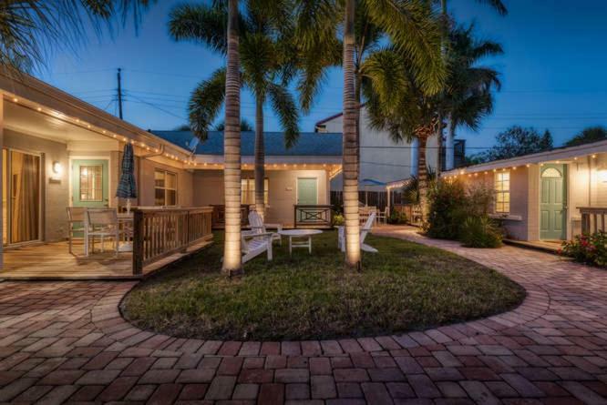 Blue Sage Hotel Siesta Key Exterior photo